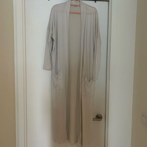 Aritzia long sleeper robe with tags - large